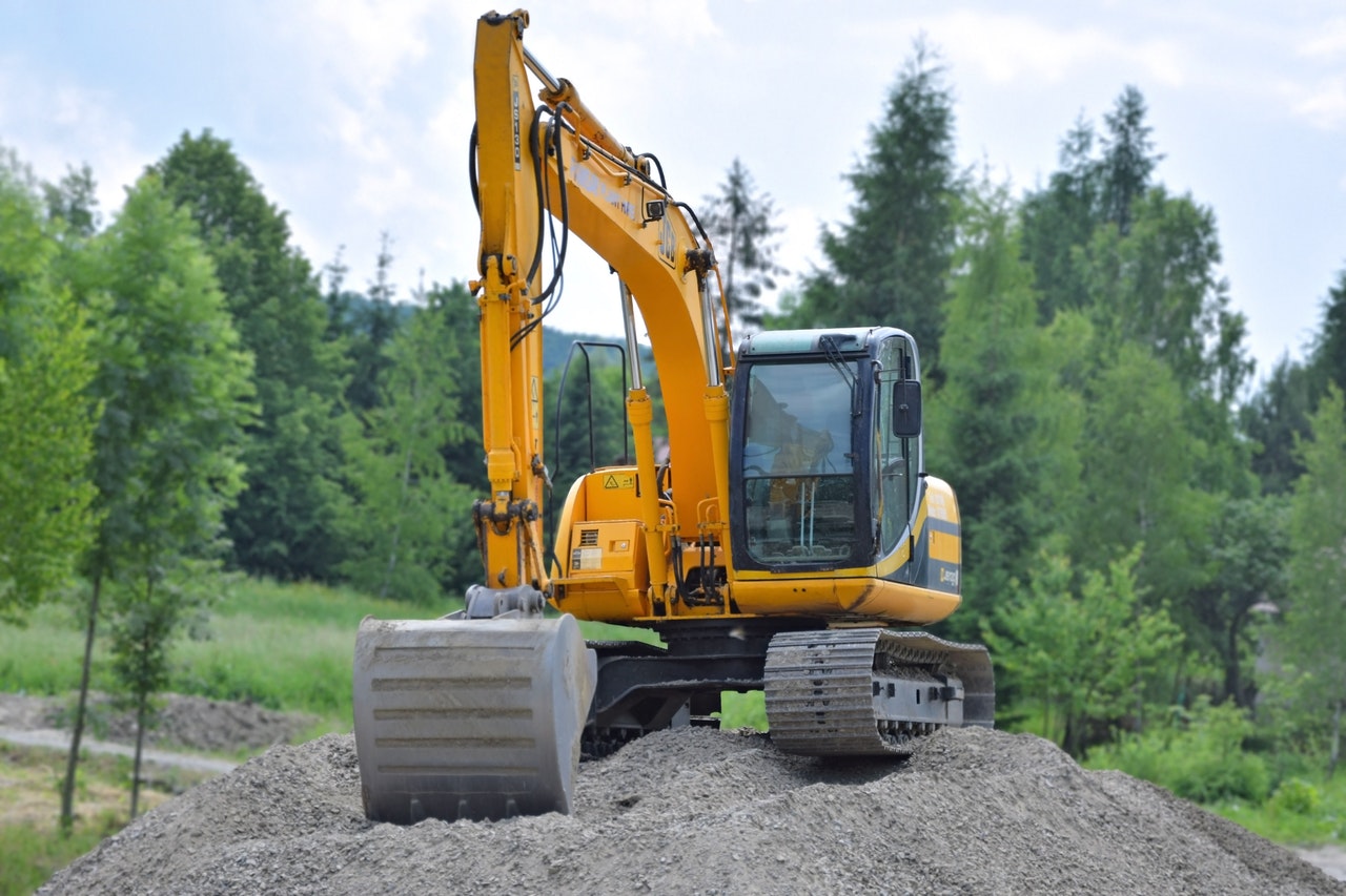 Image of a JCB excavator - Digger hire and excavator hire in Berkshire, Hampshire and Surrey - JCB Excavator - Let the digger do it - Winnersh - Wokingham - Berkshire - Hampshire - Surrey - digger hire - mini digger hire - excavator hire